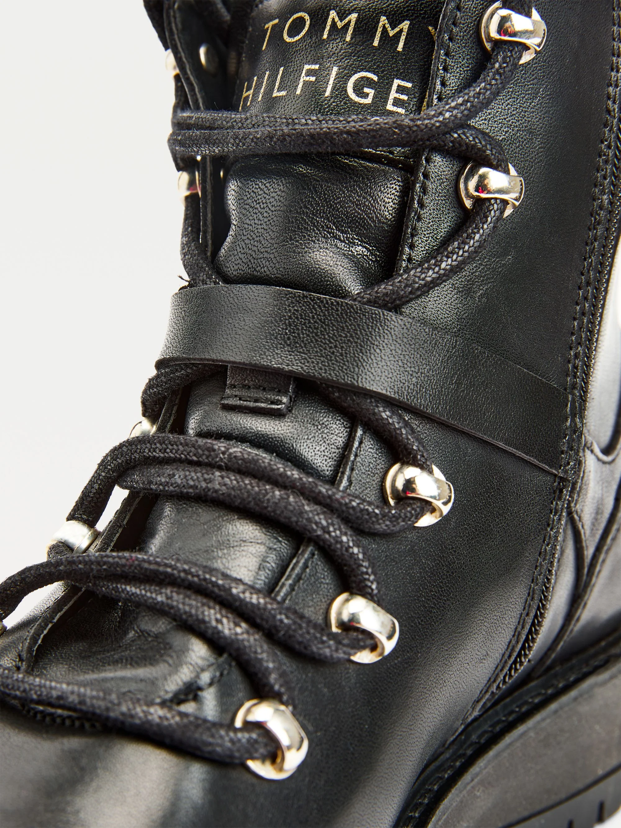 BOTA LEATHER FLAT TOMMY HILFIGER MUJER - Image 3