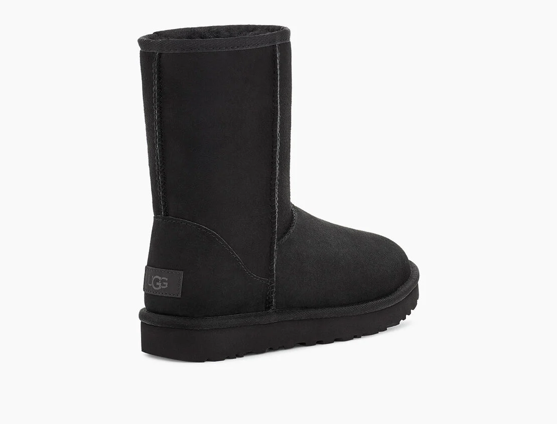 BOTAS UGG CLASSIC SHORT II MUJER - Image 4