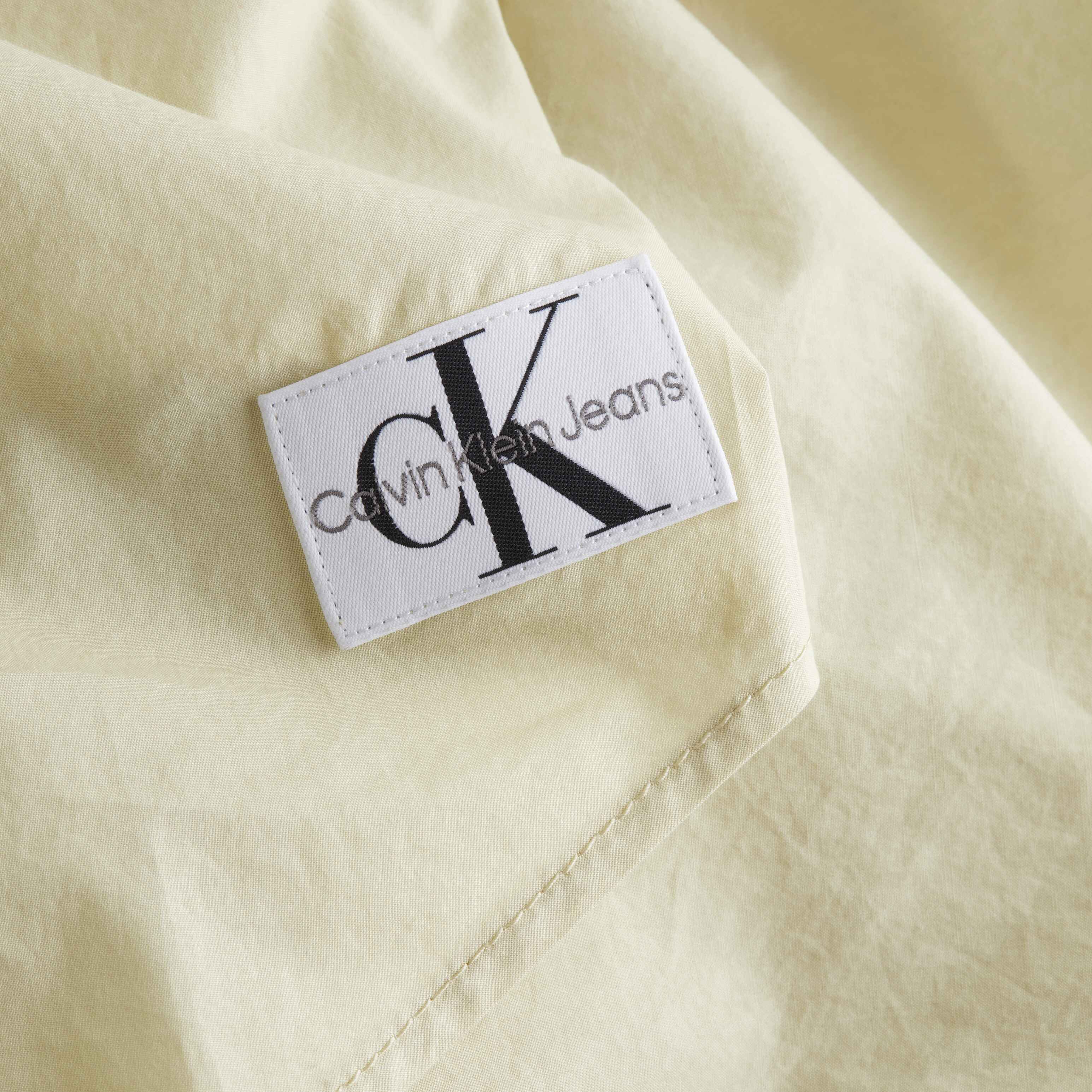 CAMISA CALVIN KELIN WOVEN LABEL MUJER - Image 4