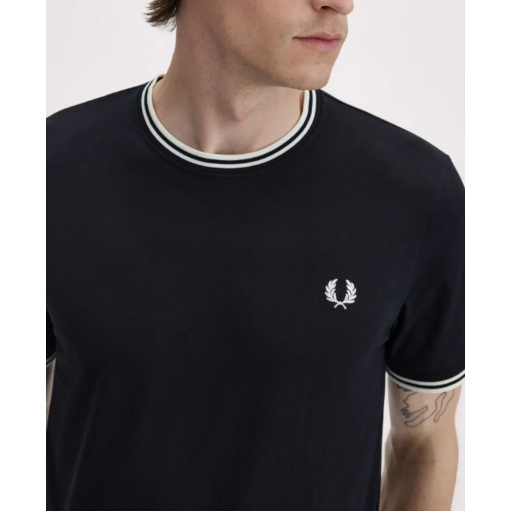 CAMISETA FRED PERRY TWIN TIPPED HOMBRE - Image 3