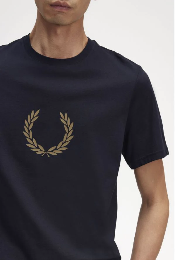 CAMISETA LAUREL WREATH FRED PERRY HOMBRE - Image 3