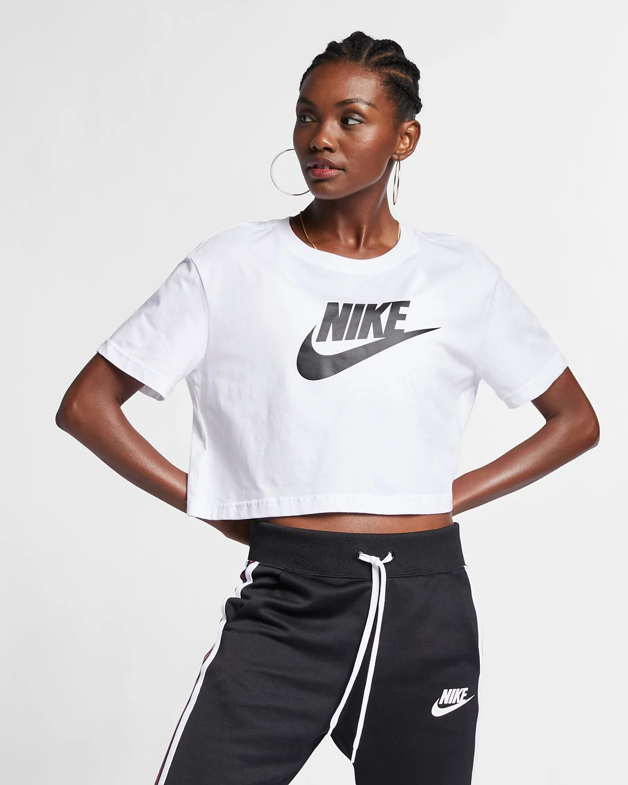 CAMISETA NIKE ESSENTIAL WOMEN'S