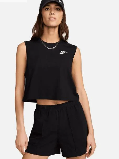 CAMISETA NIKE SPORTSWEAR CLUB MUJER