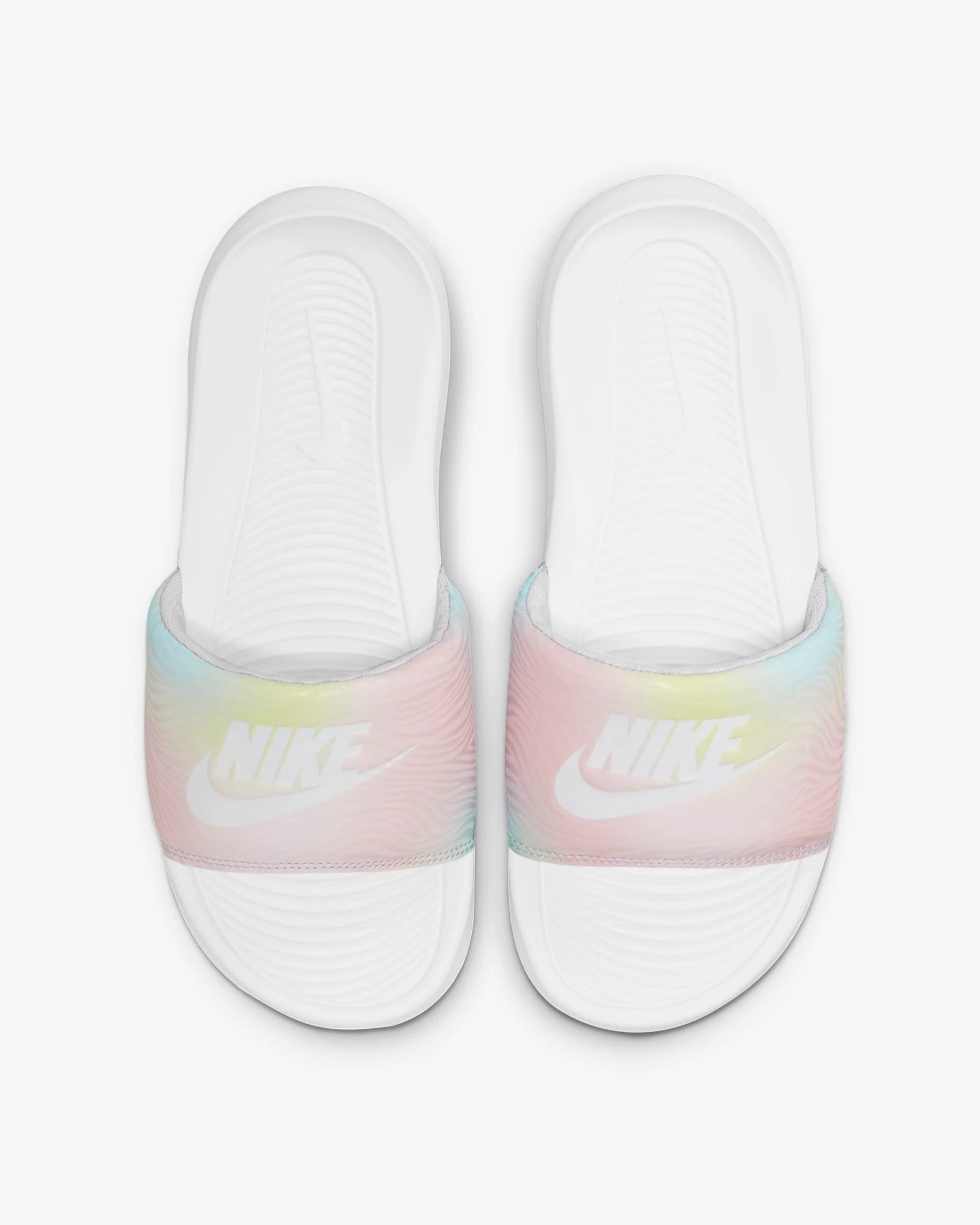 CHANCLA VICTORI ONE PRINT FA21 NIKE MUJER - Image 3