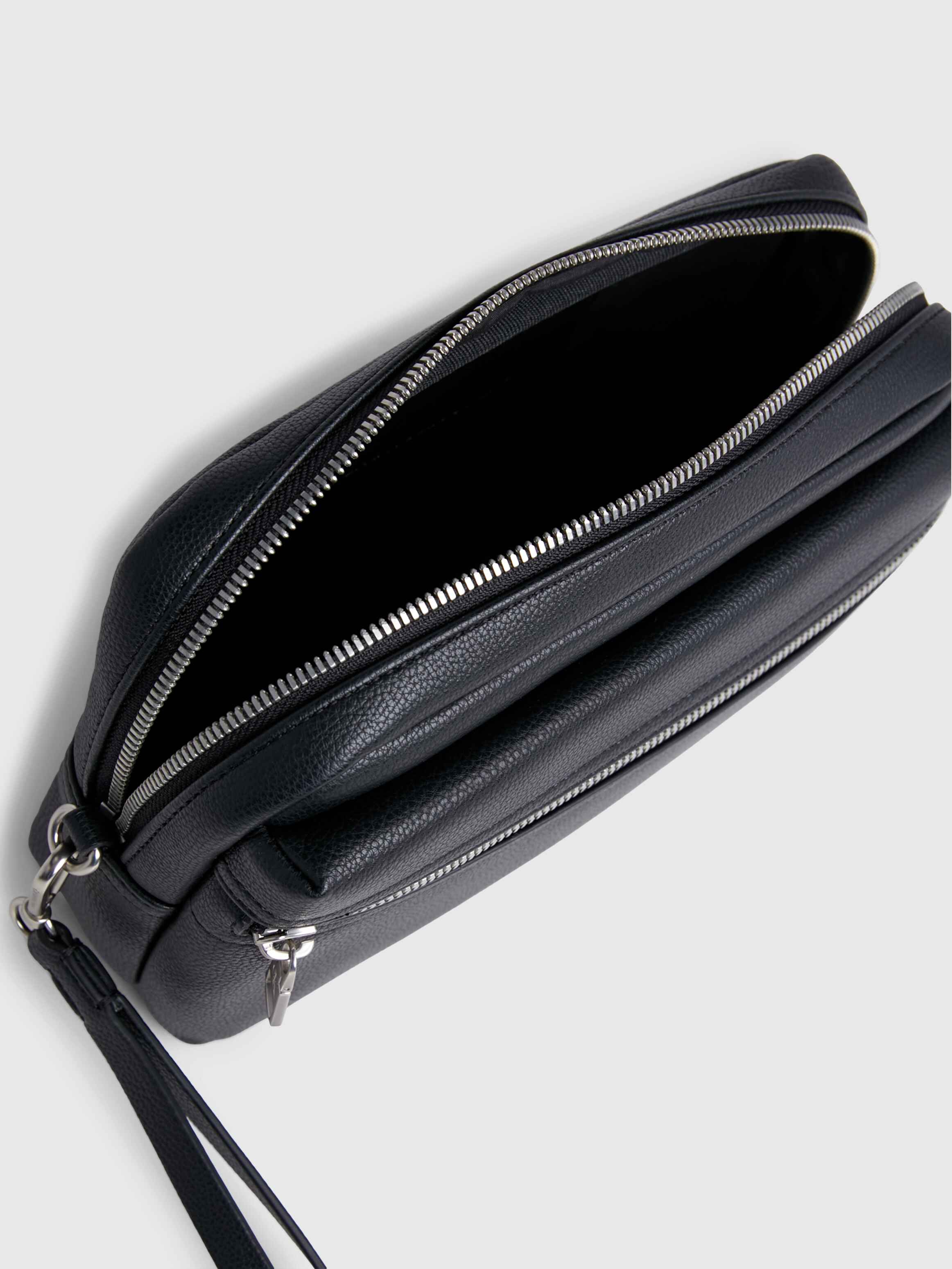 MONEDERO CALVIN KLEIN MONO HRDW RFID MUJER - Image 3