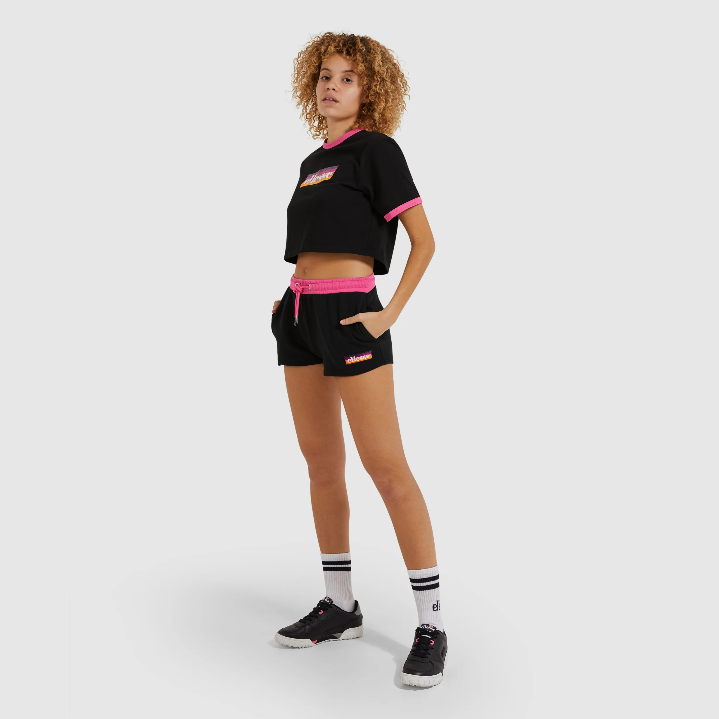 PANTALÓN CORTO ELLESE TANG DE MUJER - Image 3