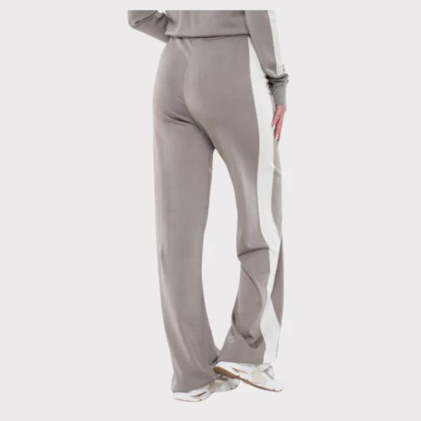 PANTALON GUESS SWEATER MUJER - Image 2