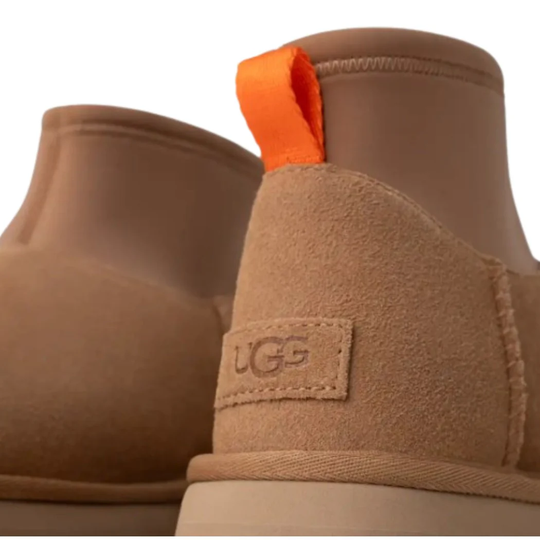 ZAPATILLA UGG CLASSIC MINI DIPPER MUJER - Image 4